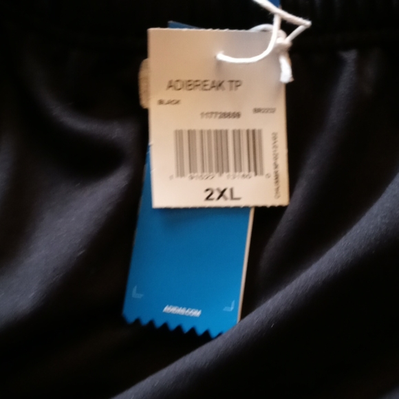 adidas - Picture 2 of 7